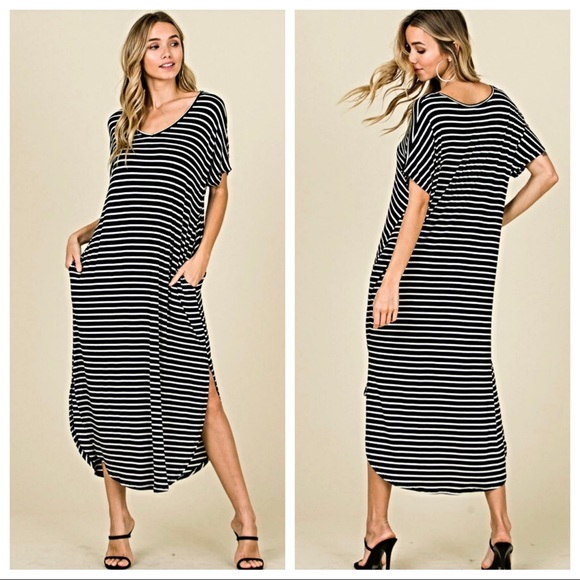 Dresses & Skirts - ✨LAST ONE✨Striped loose fit side pocket maxi dress